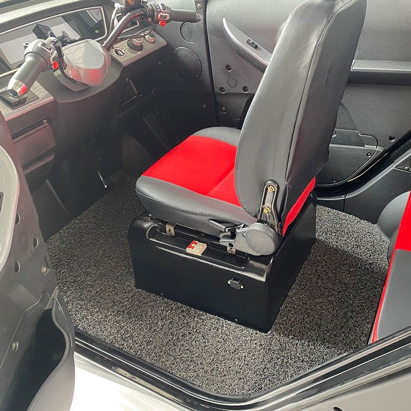 Электротрицикл с кабиной GreenCamel Шторм (2200W)