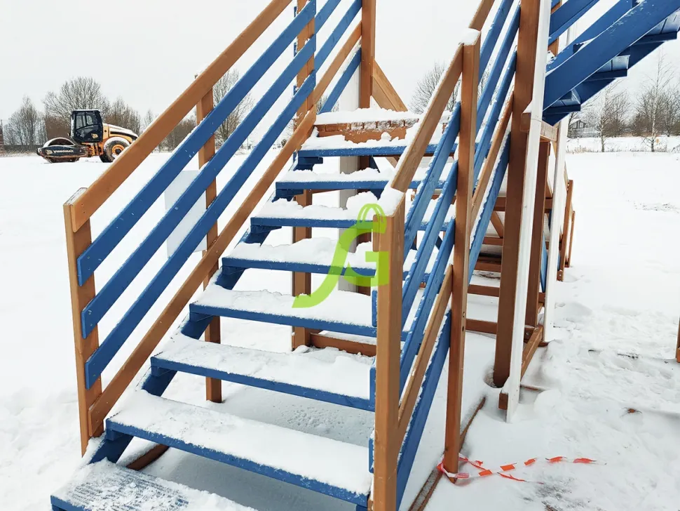 Зимняя деревянная горка IgraGrad Snow Fox (скат 12+4 м) мод.4