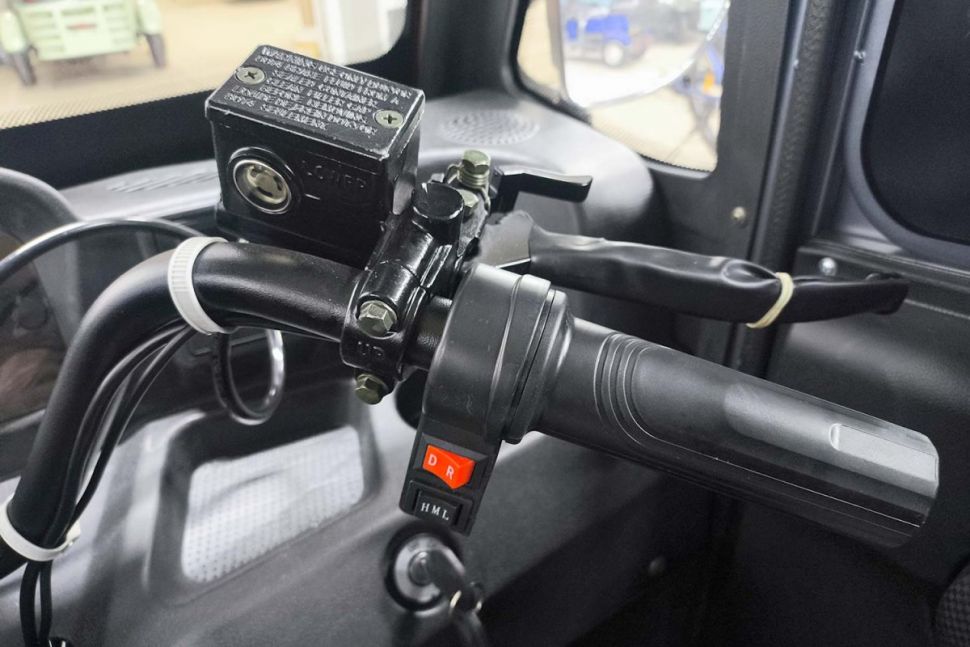 Грузовой электротрицикл Rutrike КАРГО Кабина Дуал NEXT 72V 2000W