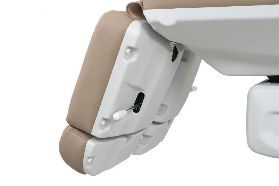 Педикюрное кресло SilverFox MZ 16033 с электроприводом, 3 мотора