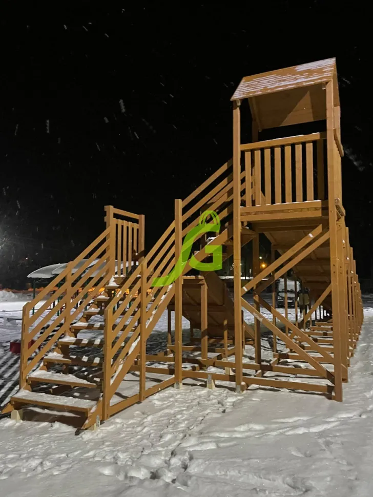 Зимняя деревянная горка IgraGrad Snow Fox (скат 12+4 м)